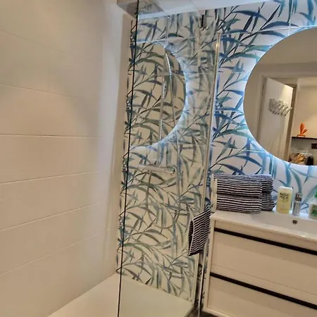 Juan 4 Prs, Clim, 300m Plage, Piscine, Parking * Антіб