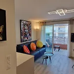 Juan 4 Prs, Clim, 300m Plage, Piscine, Parking דירה *