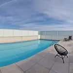 Juan 4 Prs, Clim, 300m Plage, Piscine, Parking דירה