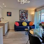 Juan 4 Prs, Clim, 300m Plage, Piscine, Parking דירה *