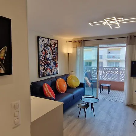 Juan 4 Prs, Clim, 300m Plage, Piscine, Parking Appartamento *