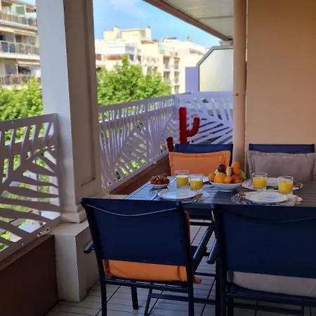 Juan 4 Prs, Clim, 300m Plage, Piscine, Parking Appartamento *