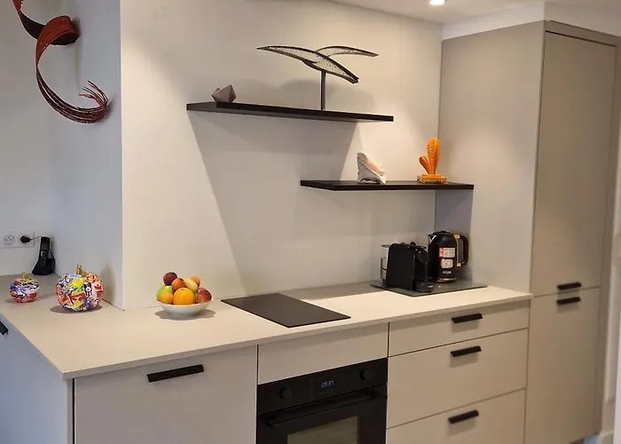 Juan 4 Prs, Clim, 300m Plage, Piscine, Parking * Antibes